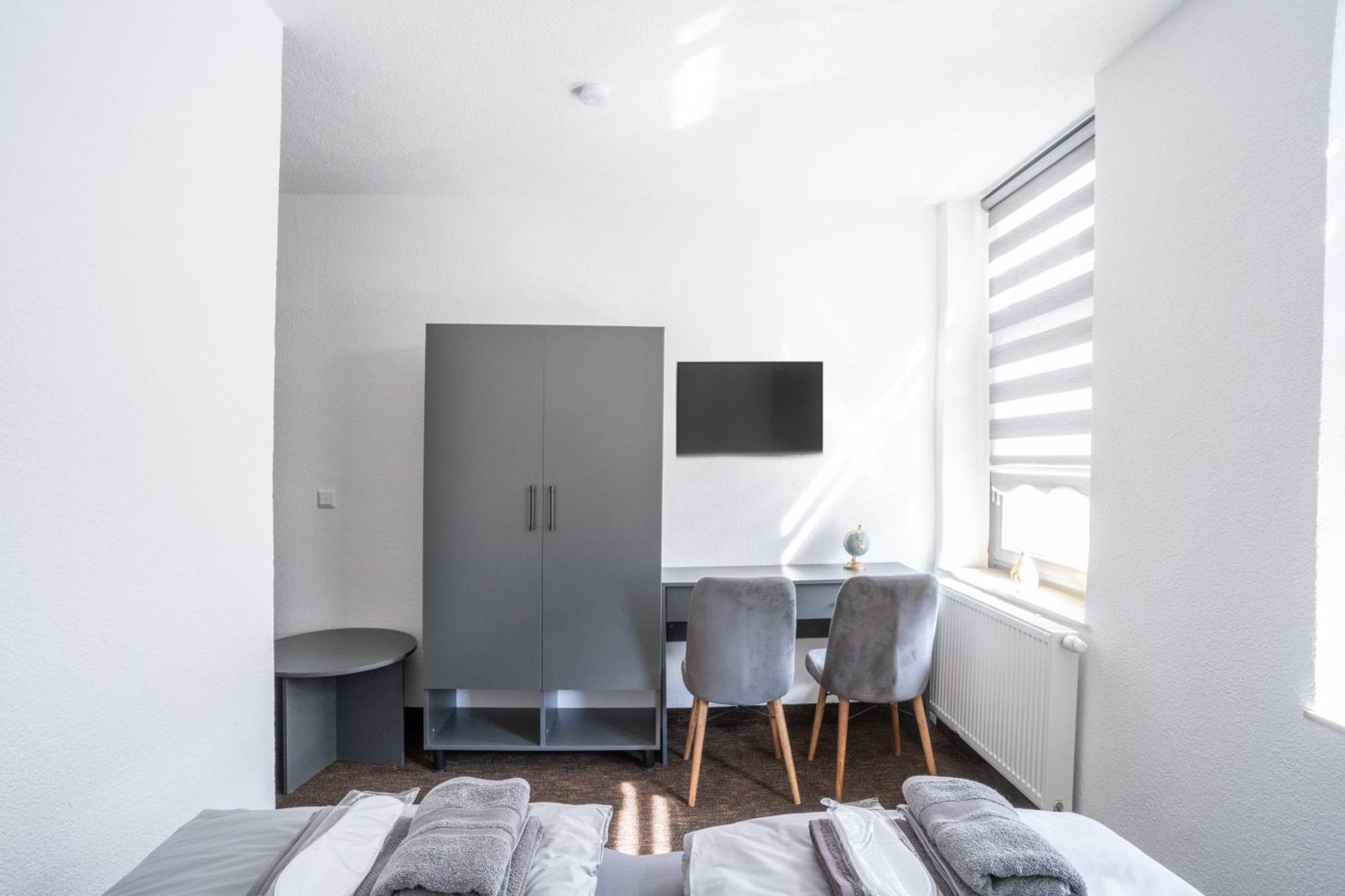 Duisburger Hostel Экстерьер фото