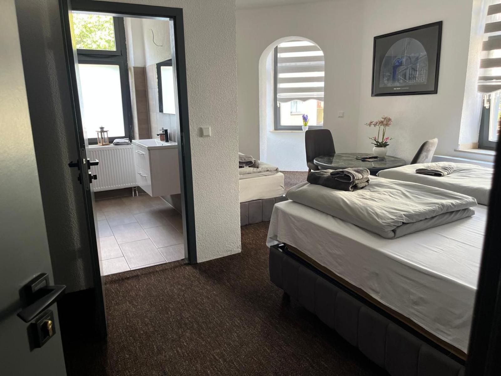 Duisburger Hostel Экстерьер фото