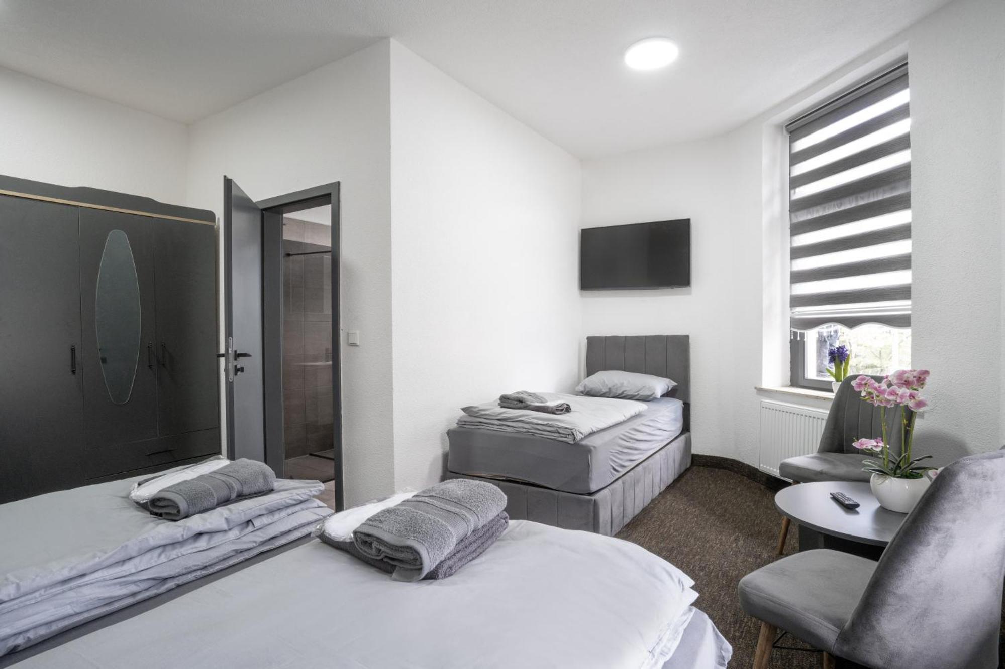 Duisburger Hostel Экстерьер фото